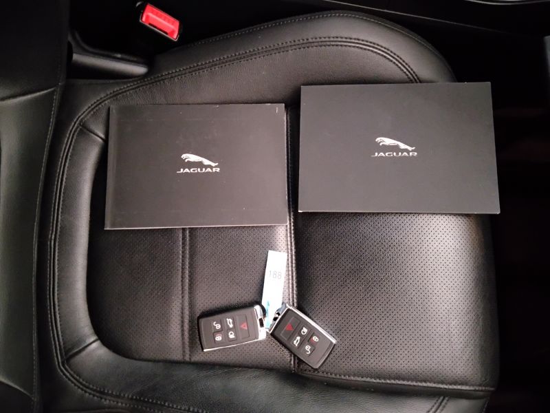 GuidiCar - JAGUAR E-Pace 2021 E-Pace 2.0 D163 R-Dynamic awd auto Usato