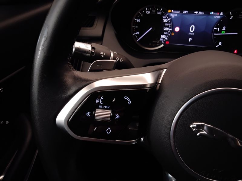 GuidiCar - JAGUAR E-Pace 2021 E-Pace 2.0 D163 R-Dynamic awd auto Usato