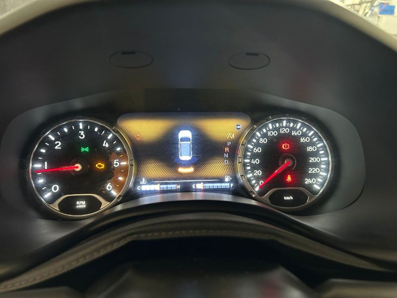 GuidiCar - JEEP Renegade 2016 Renegade 2.0 mjt Limited 4wd 140cv auto Usato