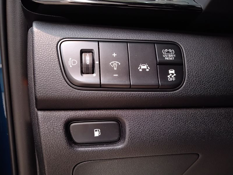 GuidiCar - KIA Niro Niro 1.6 GDi DCT HEV Style