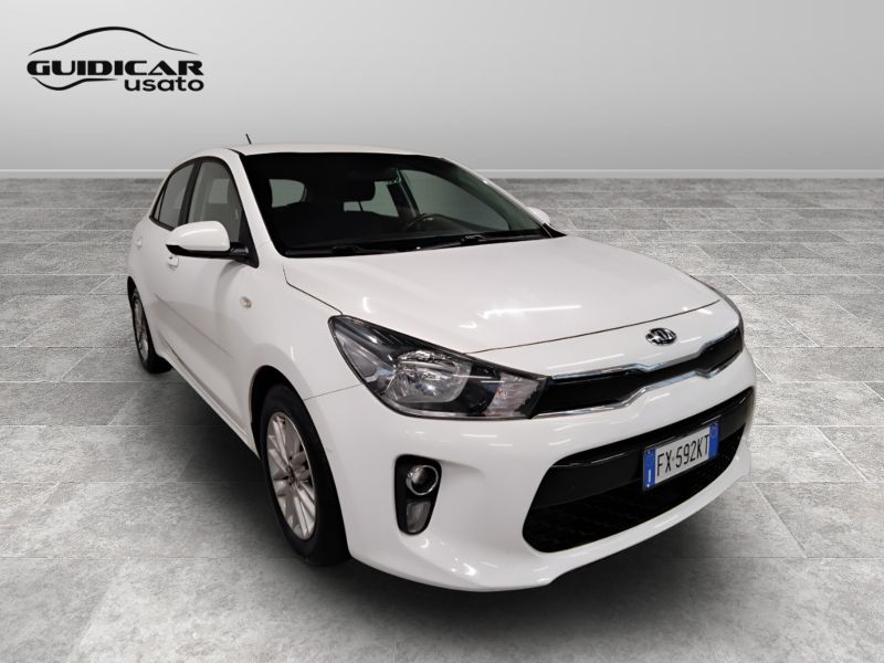 GuidiCar - KIA Rio 2019 Rio 1.2 Evolution Gpl 82cv Usato