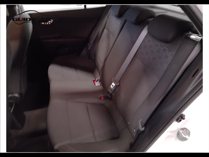 GuidiCar - KIA Rio 2019 Rio 1.2 Evolution Gpl 82cv Usato