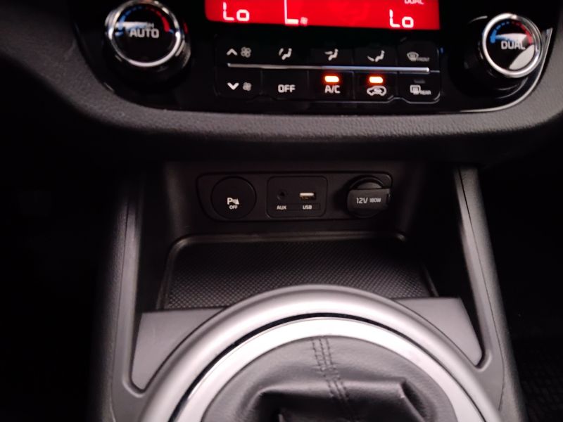 GuidiCar - KIA sportage 2015 Sportage 1.7 crdi High Tech stop&go 2wd E6 Usato