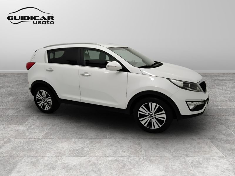 GuidiCar - KIA sportage 2015 Sportage 1.7 crdi High Tech stop&go 2wd E6 Usato