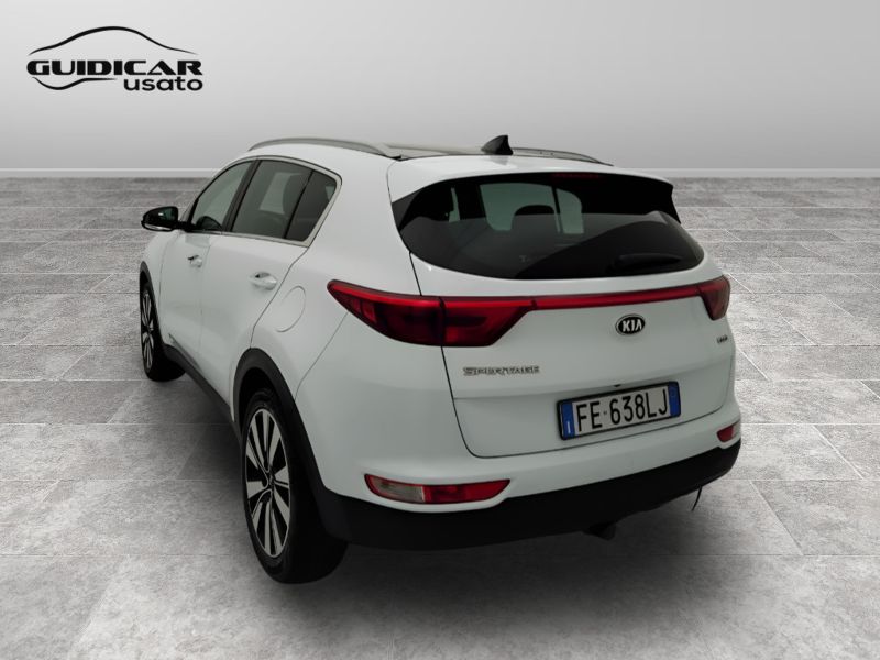 GuidiCar - KIA sportage 2016 Sportage 1.7 crdi Class Style Pack 2wd 115cv Usato