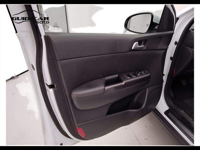 GuidiCar - KIA sportage 2016 Sportage 1.7 crdi Class Style Pack 2wd 115cv Usato