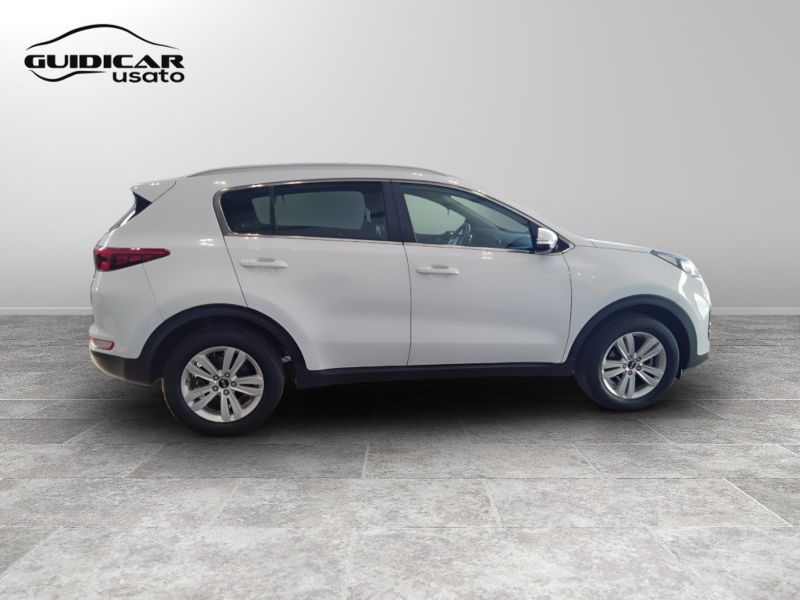 GuidiCar - KIA sportage 2016 Sportage 1.7 crdi Cool 2wd 115cv Usato