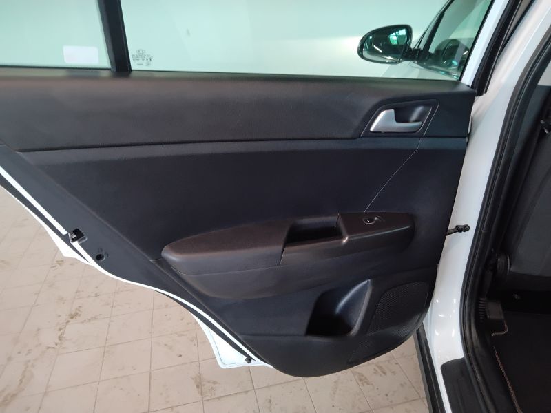 GuidiCar - KIA sportage 2017 Sportage 1.7 crdi Cool Navi 2wd 115cv Usato