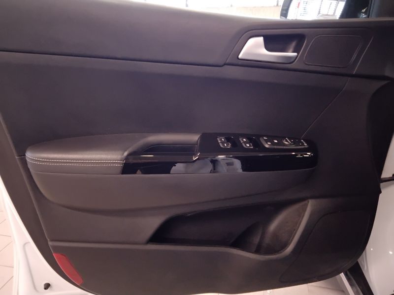 GuidiCar - KIA sportage 2019 Sportage 1.6 crdi mhev Energy Design Pack 2wd 136cv dct7 Usato