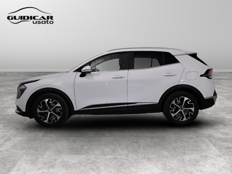 GuidiCar - KIA sportage 2023 Sportage 1.6 crdi mhev Style dct Usato