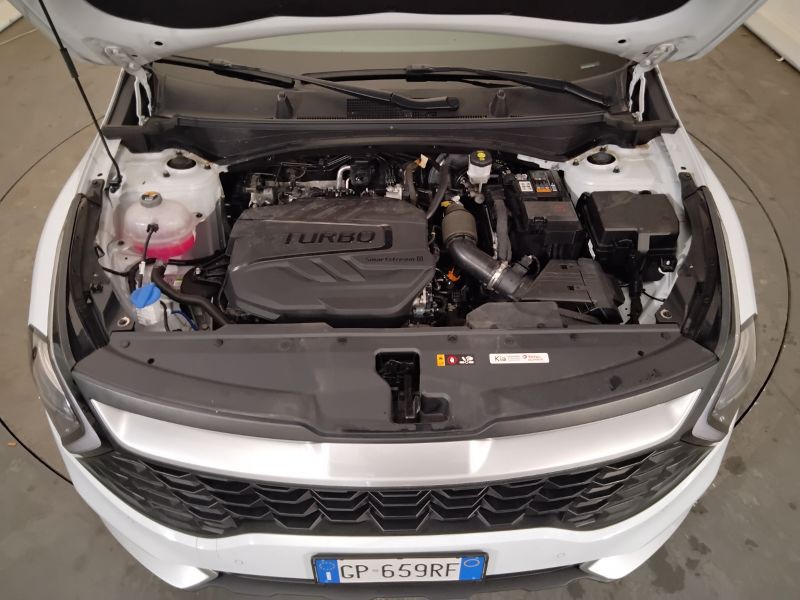 GuidiCar - KIA sportage 2023 Sportage 1.6 crdi mhev Style dct Usato