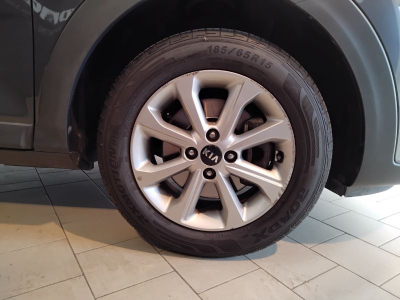 GuidiCar - KIA Stonic 2019 Stonic - Stonic 1.4 MPI EcoGPL Style Usato