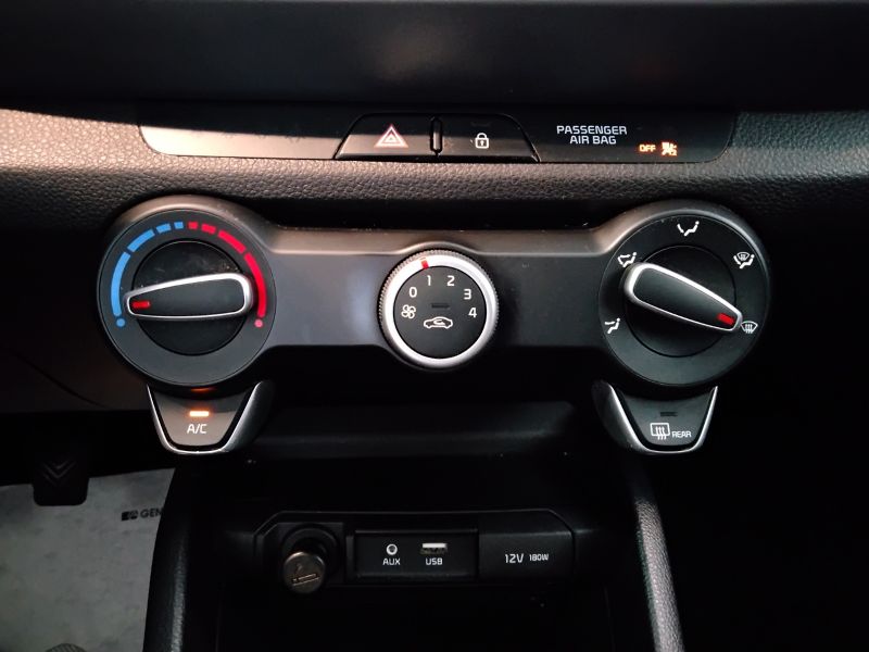 GuidiCar - KIA Stonic Stonic 1.4 MPI EcoGPL Style