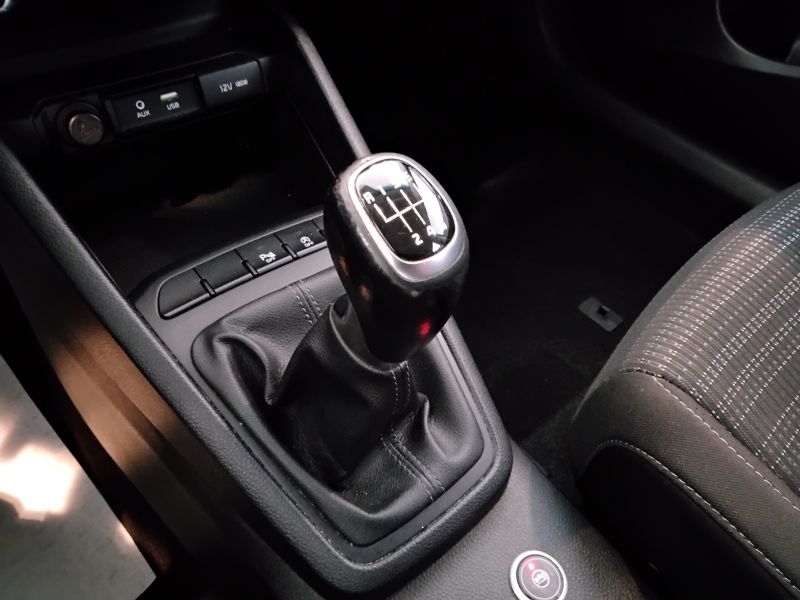 GuidiCar - KIA Stonic Stonic 1.4 MPI EcoGPL Style