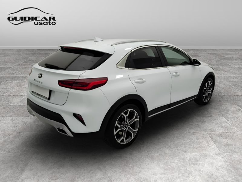 GuidiCar - KIA Xceed 2021 Xceed 1.6 crdi mhev High Tech Adas Pack 136cv dct Usato