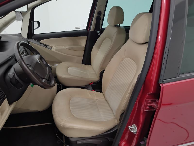 GuidiCar - LANCIA Musa 2007 Musa 1.4 16v Platino Plus Usato