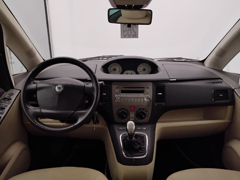 GuidiCar - LANCIA Musa 2007 Musa 1.4 16v Platino Plus Usato