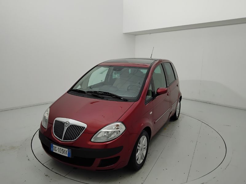 GuidiCar - LANCIA Musa 2007 Musa 1.4 16v Platino Plus Usato