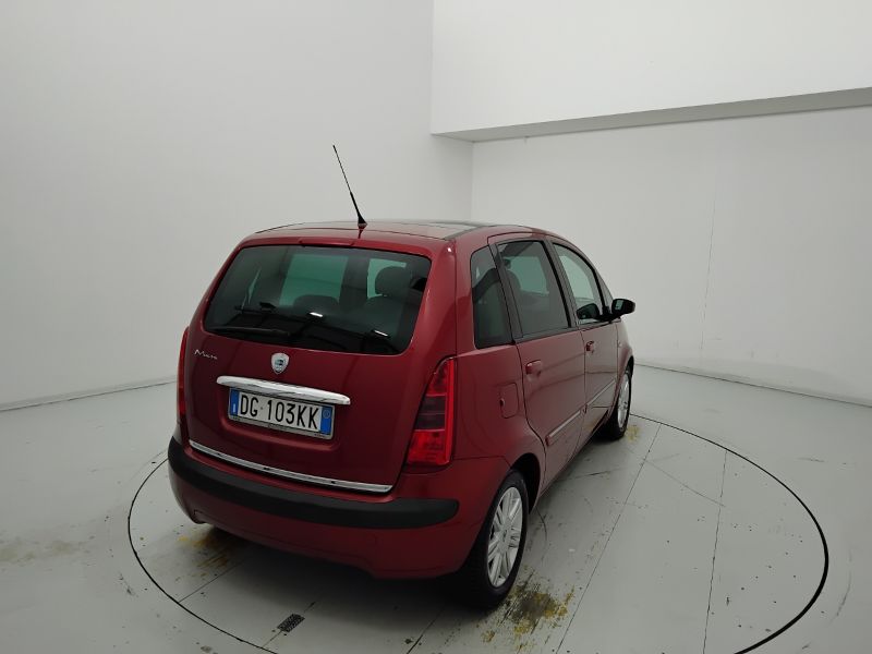 GuidiCar - LANCIA Musa 2007 Musa 1.4 16v Platino Plus Usato