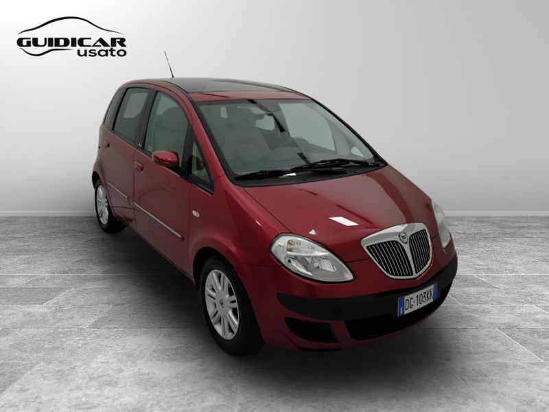 GuidiCar - LANCIA Musa 2007 Musa 1.4 16v Platino Plus Usato