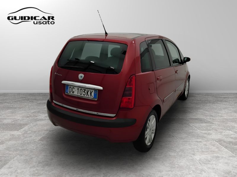 GuidiCar - LANCIA Musa 2007 Musa 1.4 16v Platino Plus Usato