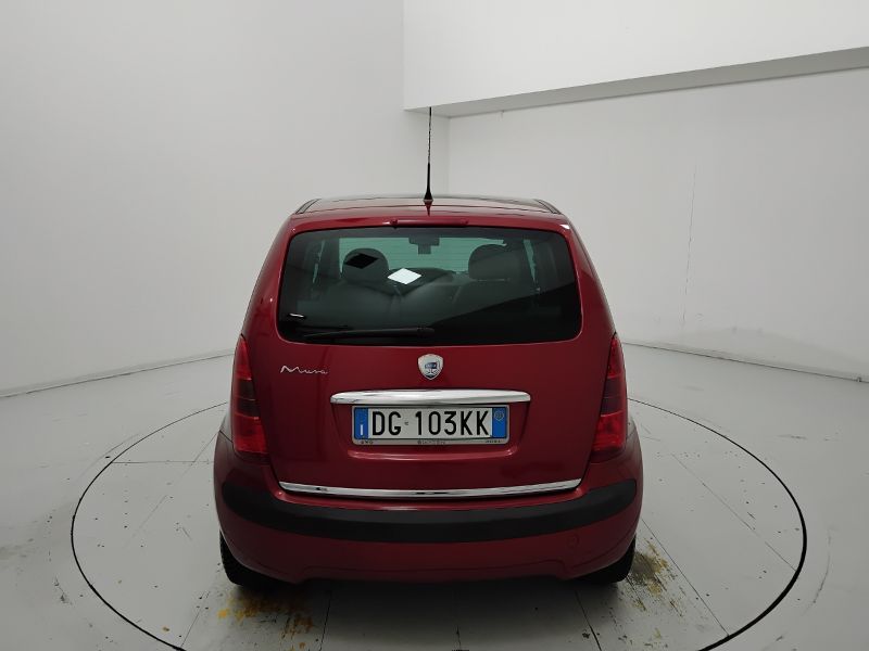 GuidiCar - LANCIA Musa 2007 Musa 1.4 16v Platino Plus Usato