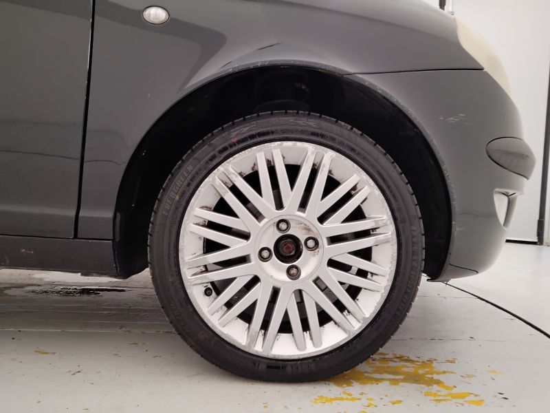 GuidiCar - LANCIA Ypsilon 2004 Ypsilon 1.3 mjt Oro Usato