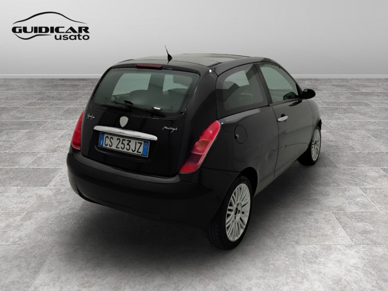 GuidiCar - LANCIA Ypsilon 2004 Ypsilon 1.3 mjt Oro Usato