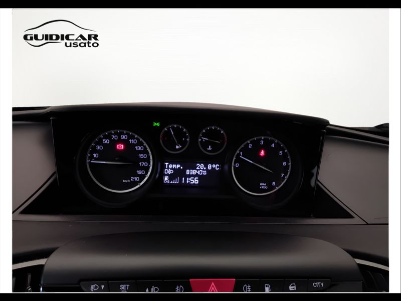 GuidiCar - LANCIA Ypsilon 2015 Ypsilon 0.9 t.air Silver ecochic metano 80cv E6 Usato