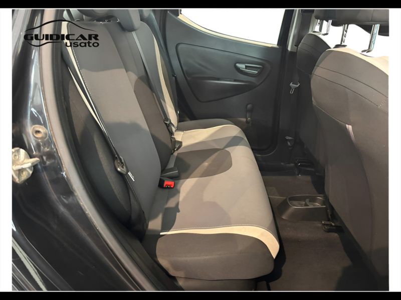 GuidiCar - LANCIA Ypsilon 2015 Ypsilon 1.2 8v Elefantino ecochic Gpl 69cv my14 Usato