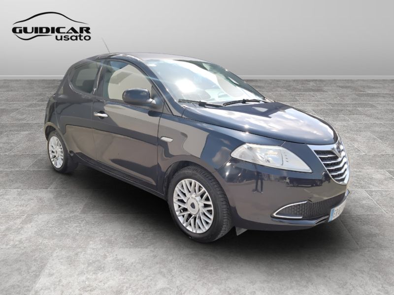 GuidiCar - LANCIA Ypsilon 2013 Ypsilon 1.2 8v Gold s&s 69cv Usato