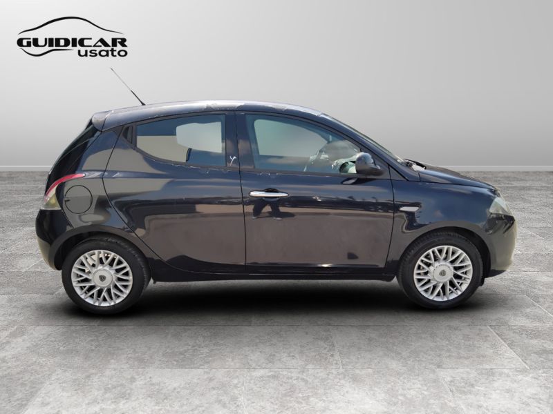 GuidiCar - LANCIA Ypsilon 2013 Ypsilon 1.2 8v Gold s&s 69cv Usato