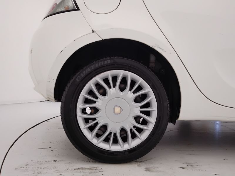 GuidiCar - LANCIA Ypsilon 2016 Ypsilon 1.3 mjt Silver s&s 95cv Usato