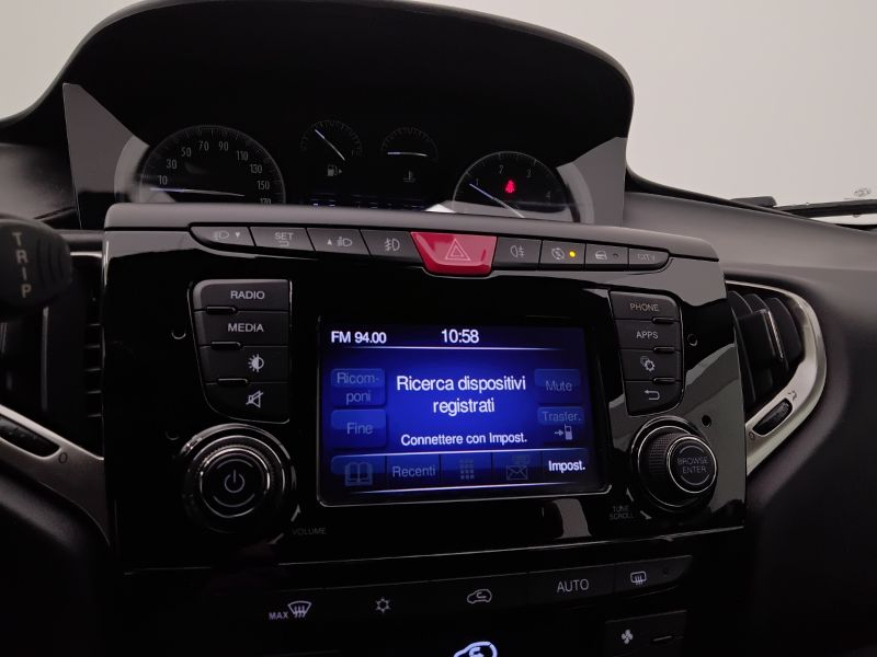 GuidiCar - LANCIA Ypsilon 2016 Ypsilon 1.3 mjt Silver s&s 95cv Usato