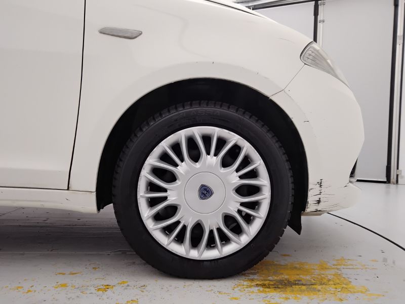 GuidiCar - LANCIA Ypsilon 2016 Ypsilon 1.3 mjt Silver s&s 95cv Usato
