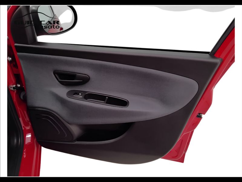 GuidiCar - LANCIA Ypsilon 2023 Ypsilon 1.0 firefly hybrid Gold Plus s&s 70cv 5p.ti Usato