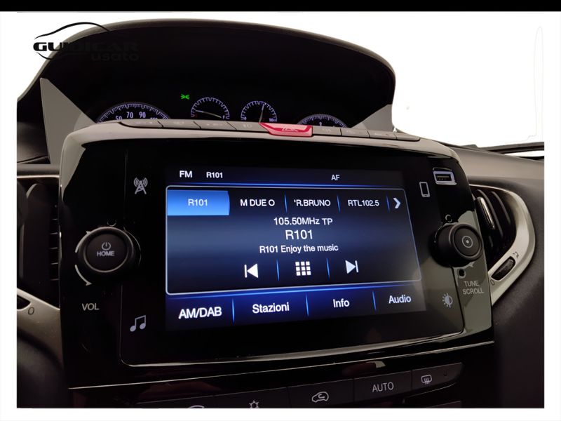 GuidiCar - LANCIA Ypsilon 2023 Ypsilon 1.0 firefly hybrid Gold Plus s&s 70cv 5p.ti Usato