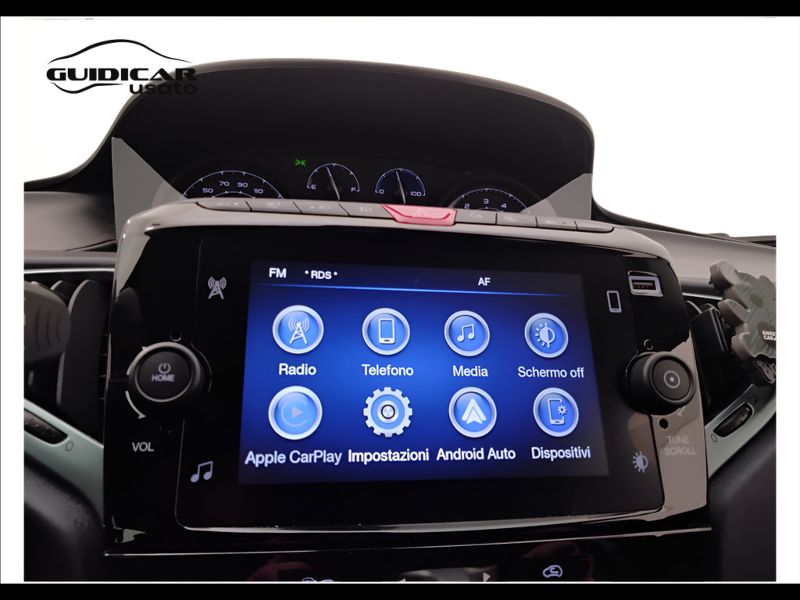 GuidiCar - LANCIA Ypsilon 2023 Ypsilon 1.0 firefly hybrid Gold s&s 70cv 5p.ti Usato