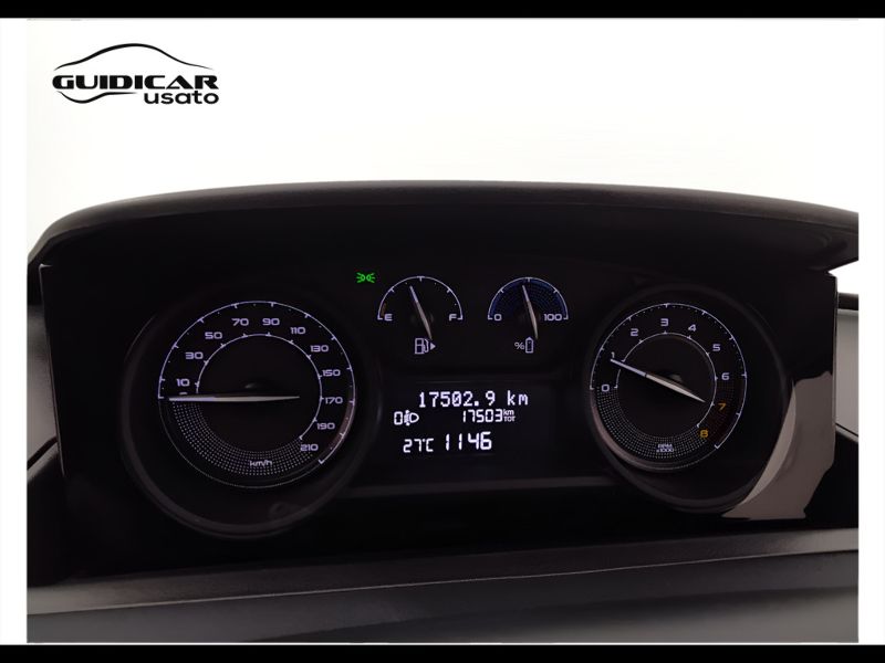 GuidiCar - LANCIA Ypsilon 2023 Ypsilon 1.0 firefly hybrid Gold s&s 70cv 5p.ti Usato