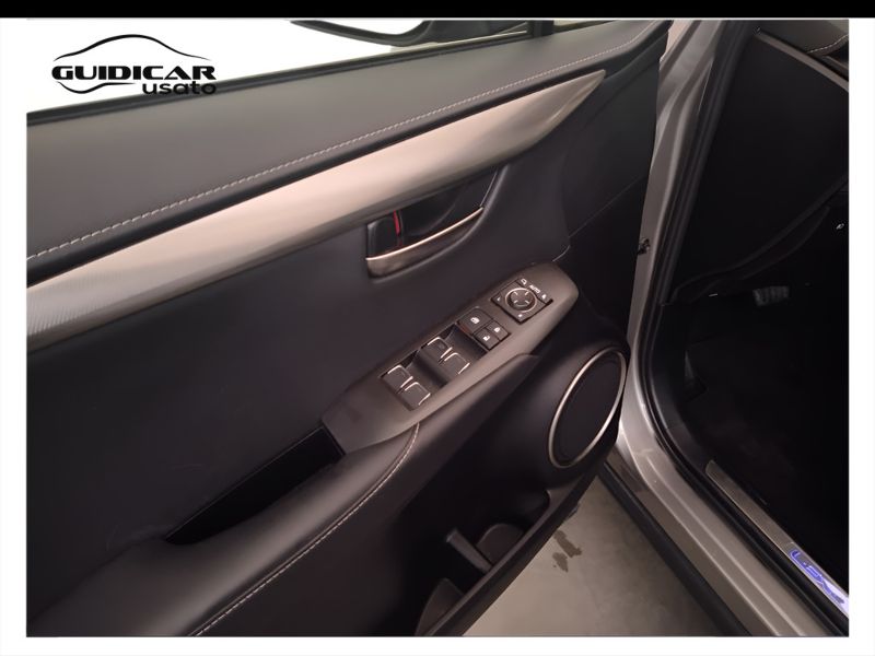 GuidiCar - LEXUS NX 2020 NX 300h 2.5 Premium 4wd cvt Usato