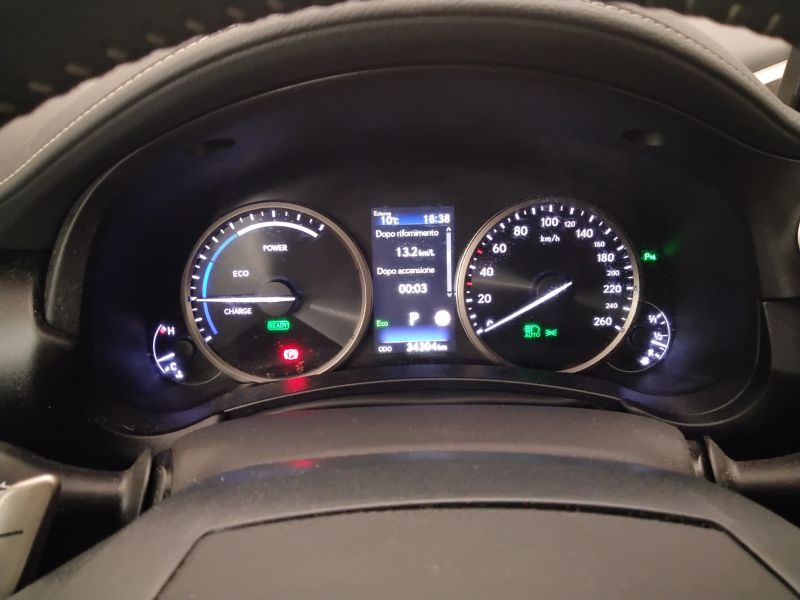 GuidiCar - LEXUS NX 2020 NX 300h 2.5 Premium 4wd cvt Usato