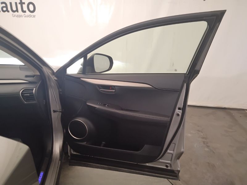 GuidiCar - LEXUS NX 2020 NX 300h 2.5 Premium 4wd cvt Usato