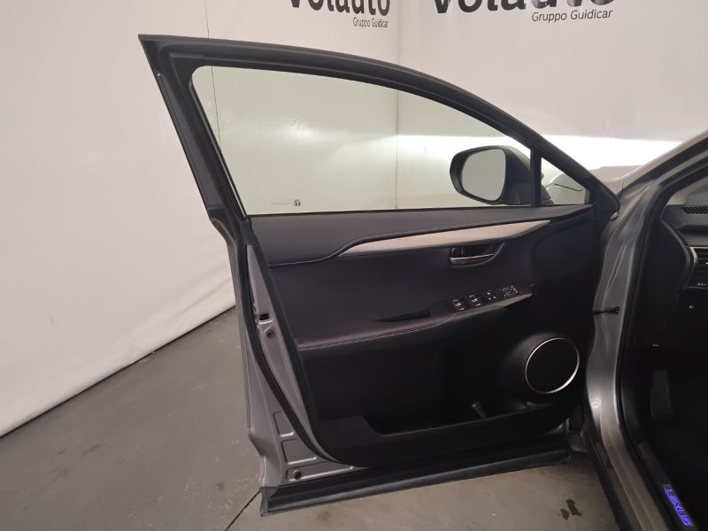 GuidiCar - LEXUS NX 2020 NX 300h 2.5 Premium 4wd cvt Usato