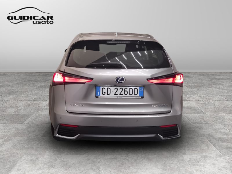 GuidiCar - LEXUS NX 2020 NX 300h 2.5 Premium 4wd cvt Usato