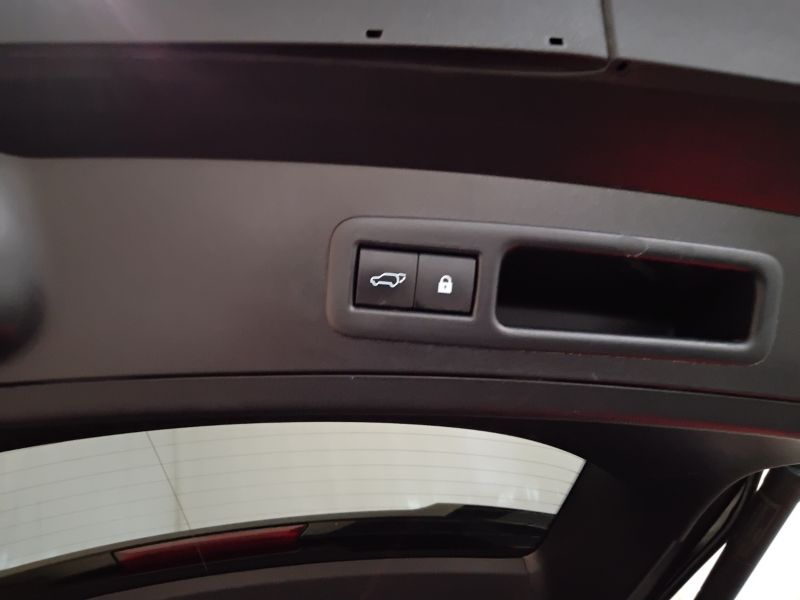 GuidiCar - LEXUS UX 2019 UX 2.0 Executive 2wd cvt Usato