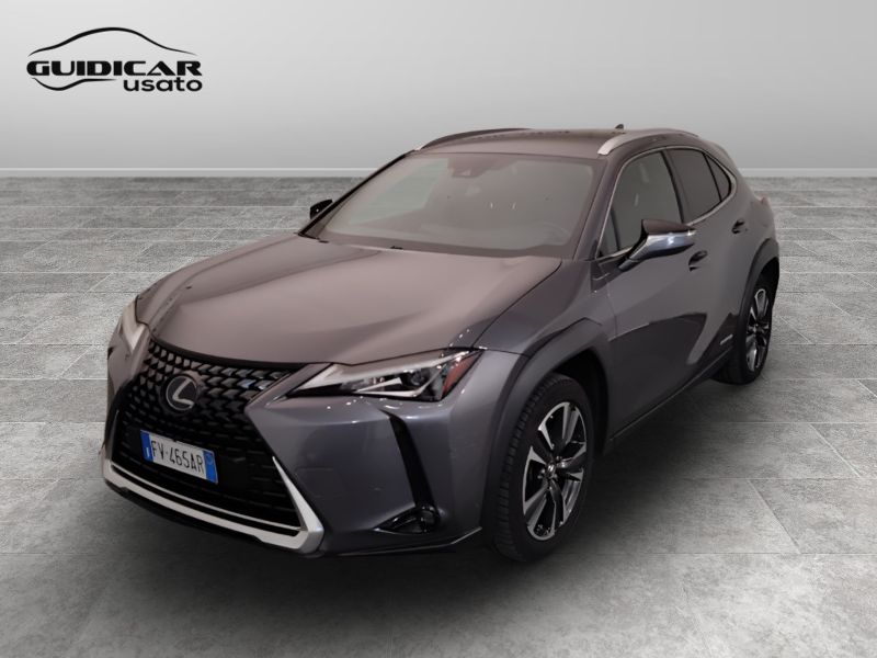 GuidiCar - LEXUS UX 2019 UX 2.0 Executive 2wd cvt Usato
