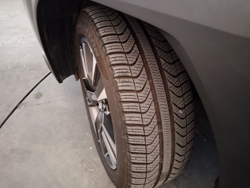 GuidiCar - LEXUS UX 2019 UX 2.0 Executive 2wd cvt Usato