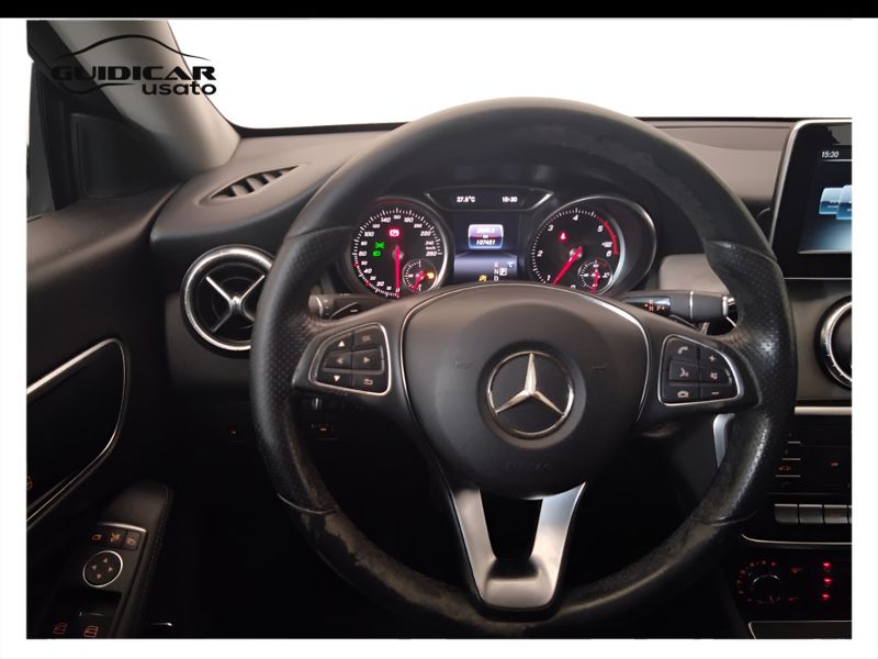 GuidiCar - Mercedes CLA 2017 CLA 200 d Sport auto FL Usato