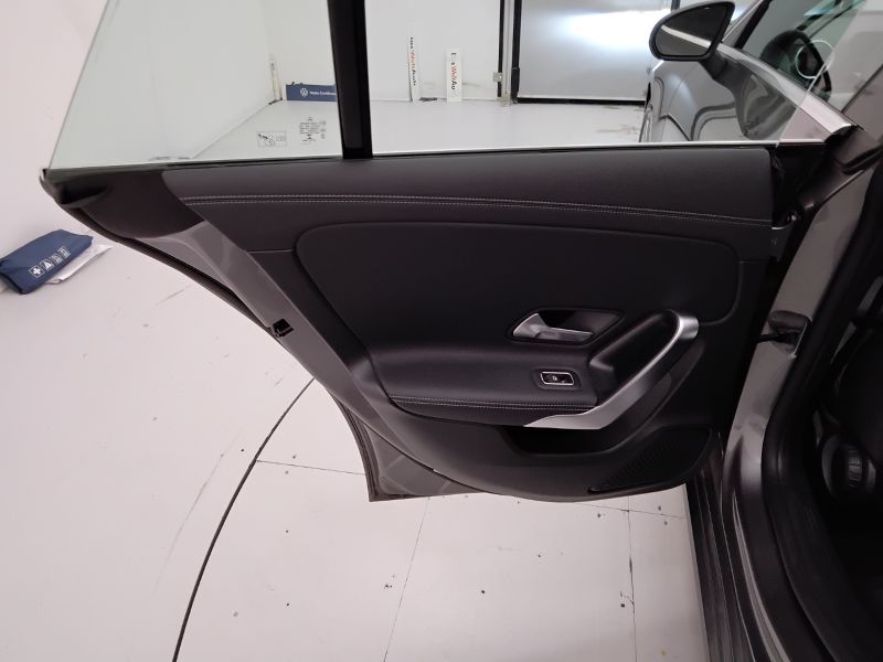 GuidiCar - Mercedes CLA 2021 CLA Shooting Brake 200 d Sport auto Usato