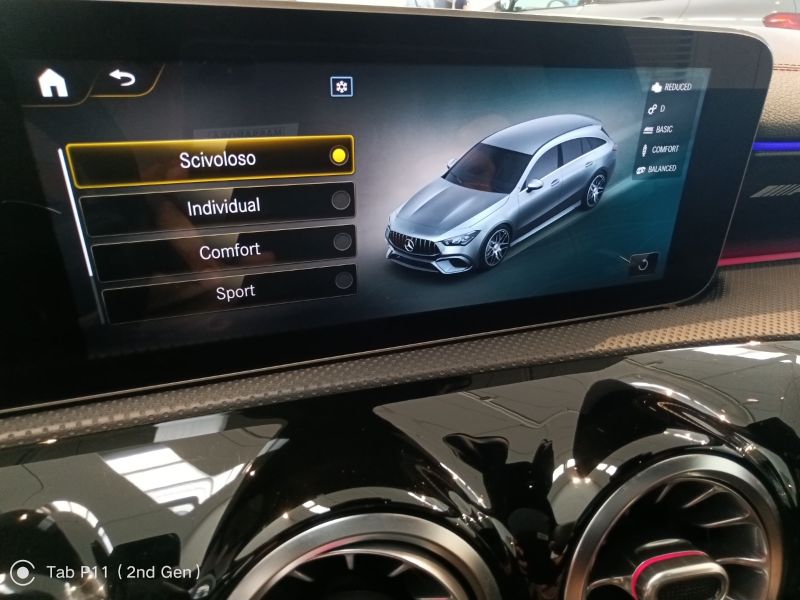 GuidiCar - Mercedes CLA 2021 CLA Shooting Brake 45 AMG 4matic+ auto Usato